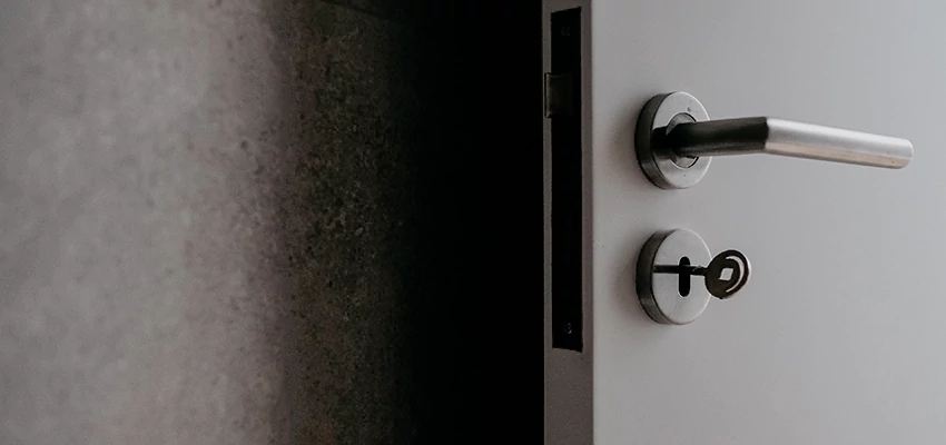 Front Door Handle Repair And Installation in South Whittier, CA